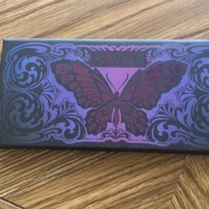 KAT VON D CHRYSALIS PALETTE